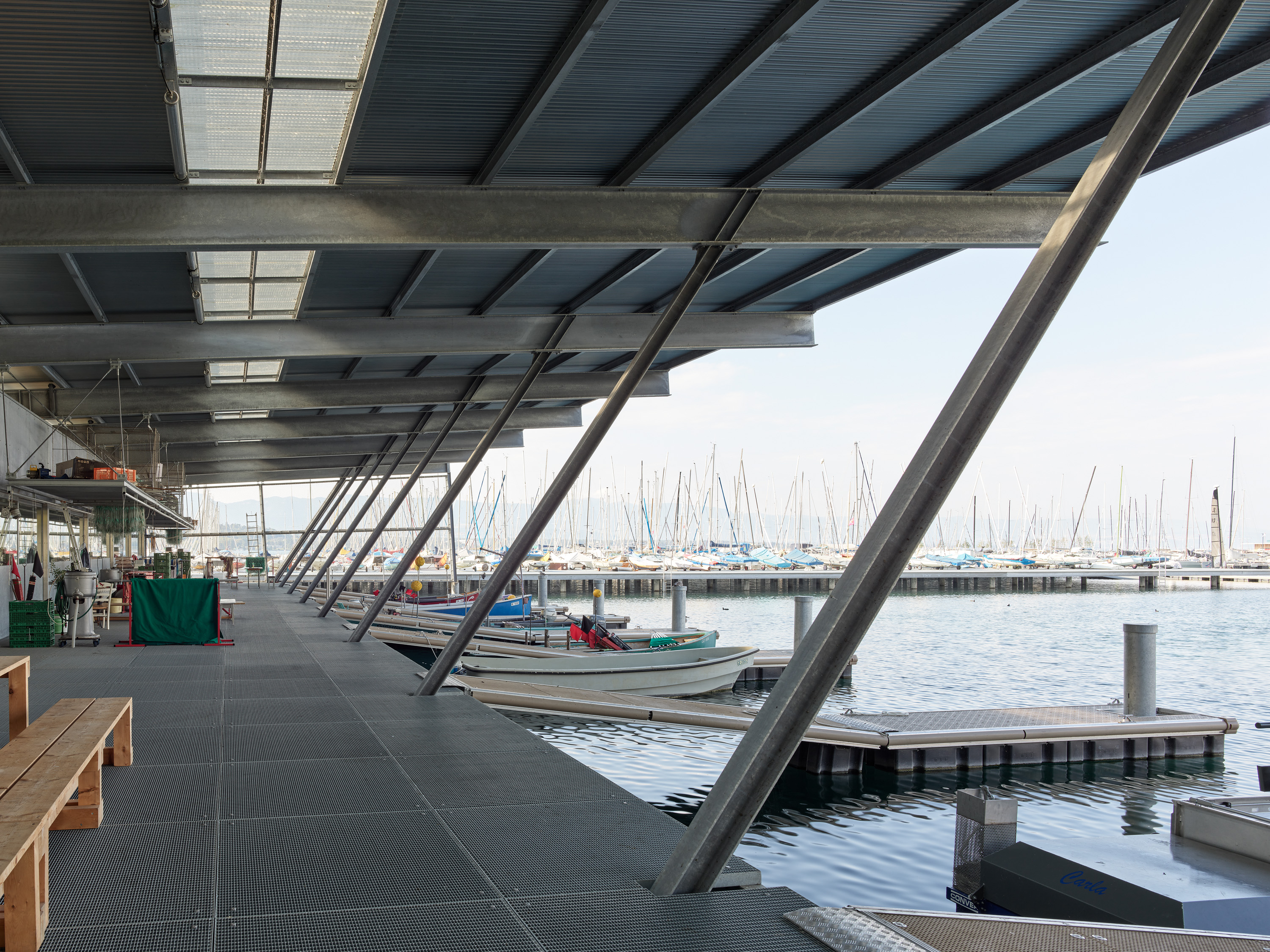 Ahp0061 AIQ4 011761 J3